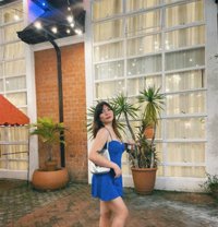 Andrea Tovar - puta in Manila