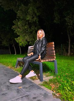 Andreea New in Town - escort in Dubai Photo 2 of 10