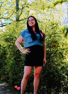 Andressa - masseuse in Lisbon Photo 4 of 6