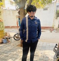 Andrew - Acompañantes masculino in Hyderabad