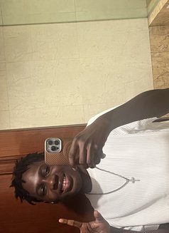 Andrew - Male escort in Jakarta Photo 5 of 5