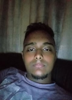 ANDREW - Male escort in Durban Photo 2 of 2