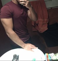 Andrew Women Only - Acompañantes masculino in Dubai