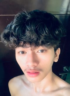Andreyy Penis Besar 18cm - Acompañantes masculino in Bali Photo 4 of 4