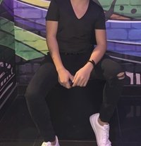 Andy - Male escort in Doha