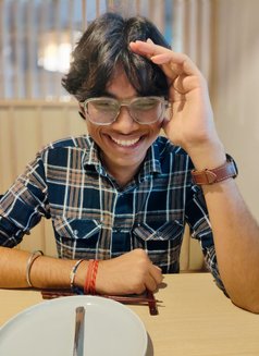Andy - Acompañantes masculino in Mumbai Photo 1 of 1