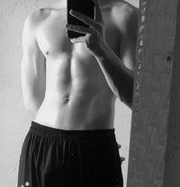 Andy - Male escort in Mumbai