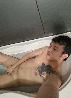 Andy Lee - Male escort in Taipei Photo 5 of 11