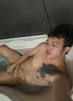 Andy Lee - Male escort in Taipei Photo 6 of 11