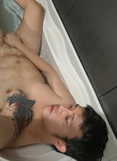 Andy Lee - Male escort in Taipei Photo 11 of 11