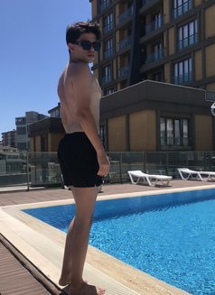 Andy New Boy🇹🇷 - Male escort in İstanbul Photo 1 of 2