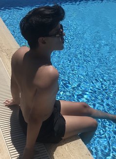Andy New Boy🇹🇷 - Male escort in İstanbul Photo 2 of 2
