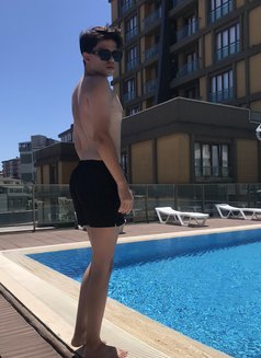 Andy New Boy🇹🇷 - Male escort in İstanbul Photo 7 of 7