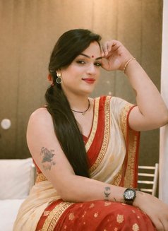 Andy Roy - Acompañantes transexual in New Delhi Photo 13 of 13