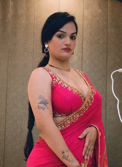 Andy Roy - Transsexual escort in New Delhi Photo 14 of 15