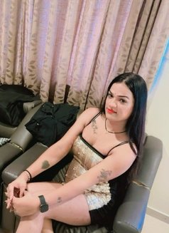 Andy Roy - Transsexual escort in New Delhi Photo 12 of 15