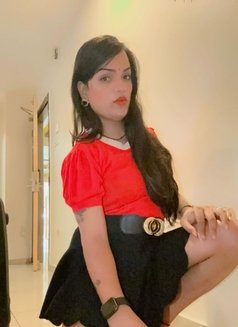 Andy Roy - Transsexual escort in New Delhi Photo 13 of 15