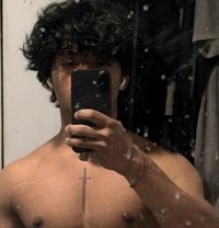 Aneek - Male adult performer in Noida