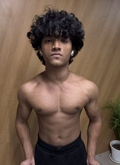 Aneek - Male adult performer in Noida Photo 4 of 4