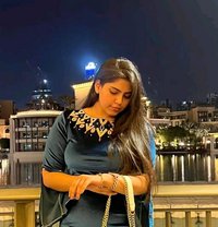 Angali - puta in Sharjah