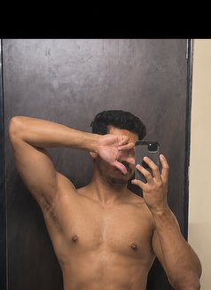 Angara Sa - Acompañantes masculino in Udaipur Photo 5 of 5