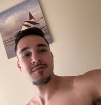 Angel 22 Cm Latino - Male escort in Muscat