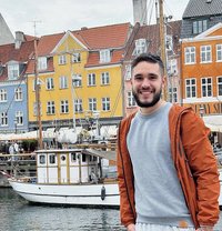 Angel 22 Cm Latino - Male escort in Muscat