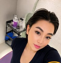 Angel al ain - Transsexual dominatrix in Al Ain