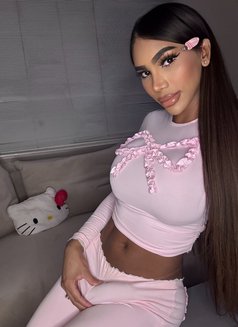 Angel Ash - Transsexual escort in Dubai Photo 6 of 8