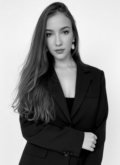 Angel - escort in Bali Photo 1 of 11