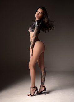 Angel - escort in Dubai Photo 6 of 11