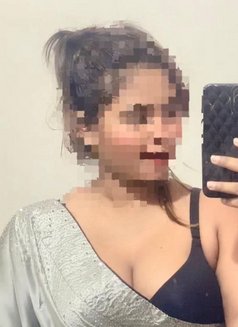 Angel busty fantasy Indian - escort in Dubai Photo 3 of 6