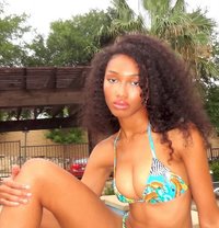 Angel - escort in Accra