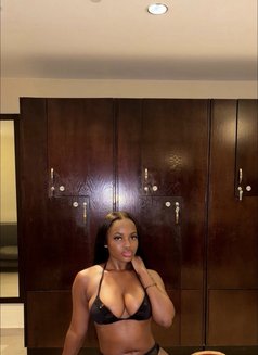 Angel Cesca - escort in Dubai Photo 3 of 4