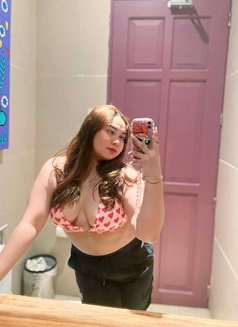 Angel David - escort in Dubai Photo 1 of 8