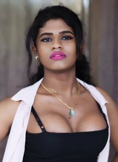 Angel Divya - Transsexual escort in Chennai Photo 5 of 6