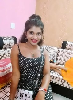 Angel Divya - Transsexual escort in Chennai Photo 7 of 9