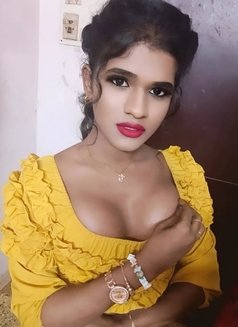 Angel Divya - Transsexual escort in Chennai Photo 9 of 9