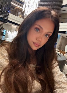 Angel - escort in Dubai Photo 17 of 18