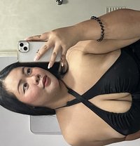 Angel - escort in Manila