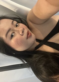 Angel - escort in Manila Photo 5 of 5