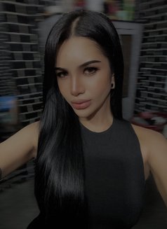 Angël - Transsexual escort in Cebu City Photo 2 of 6