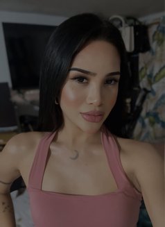 Angël - Transsexual escort in Cebu City Photo 6 of 6