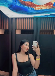 Angel - Acompañantes transexual in Manila Photo 1 of 8
