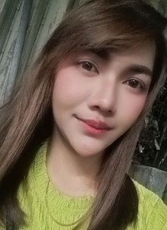 Angel - Transsexual escort in Manila Photo 1 of 2