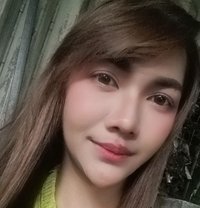 Angel - Transsexual escort in Manila
