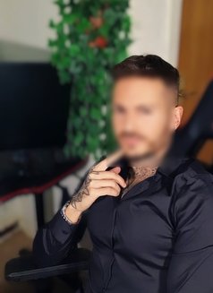 Angel - Male escort in Barcelona Photo 5 of 11