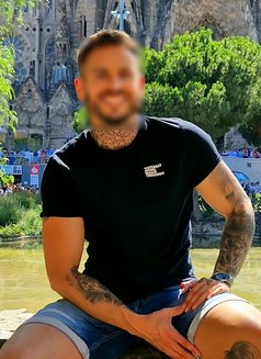 Angel - Male escort in Barcelona Photo 7 of 11