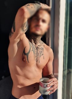 Angel - Male escort in Barcelona Photo 9 of 11