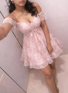 Angel - escort in Bangalore Photo 1 of 2
